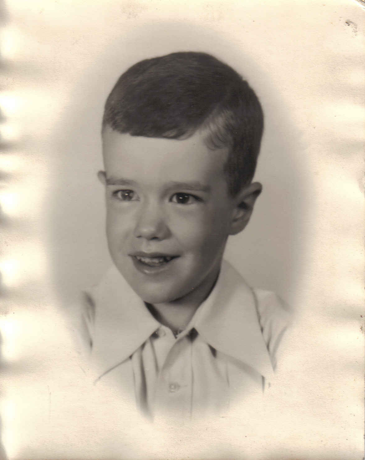 Early Portrait of David Lee at age 6.